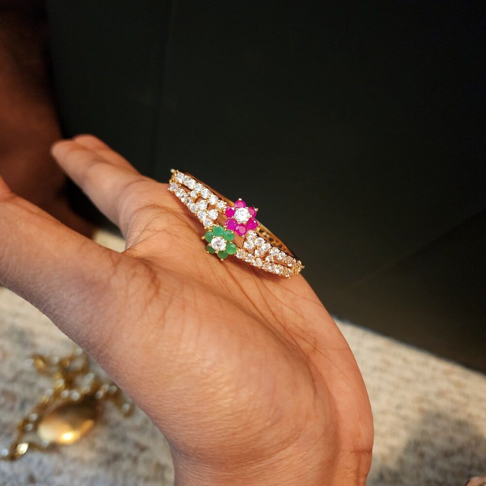 Gold Plated Girl kids bangle with clasp. Beautiful kemp and pacha